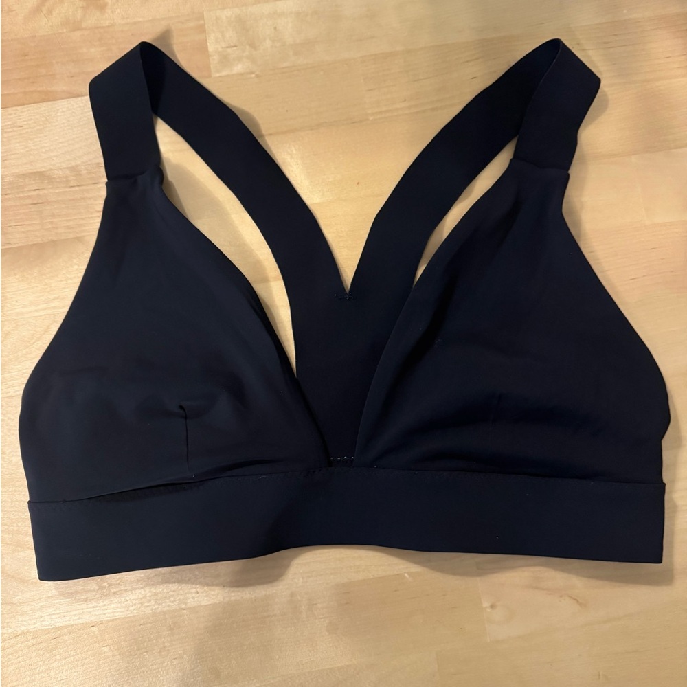 Lululemon Sandy Savasana Bikini Top Black Small / Medium?